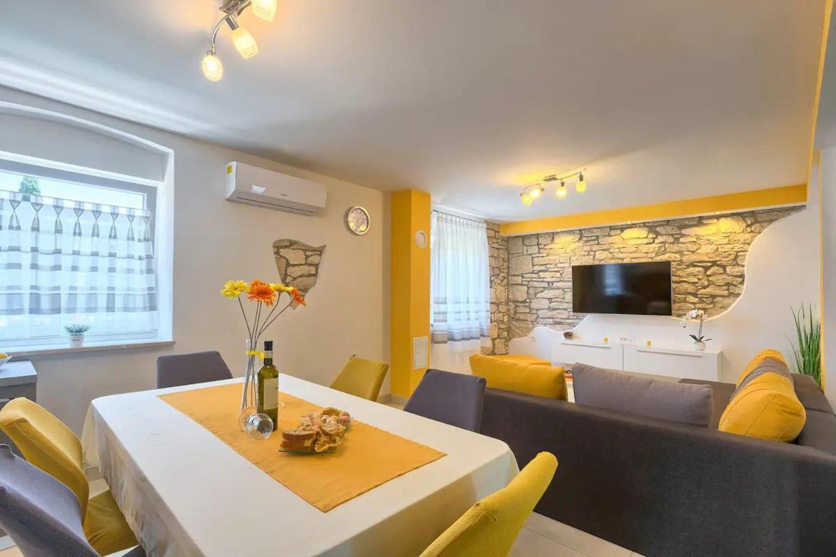 Apartment Viola ,2019 Medulin Kültér fotó